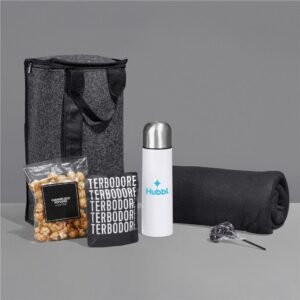Yatta Charming Cuddle Hamper - Solid White